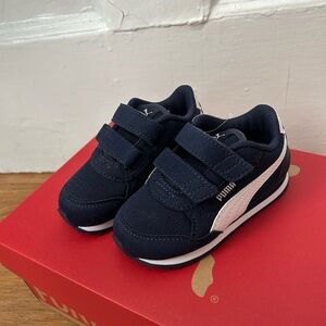 Puma Kids' Dark Blue and White Sneakers